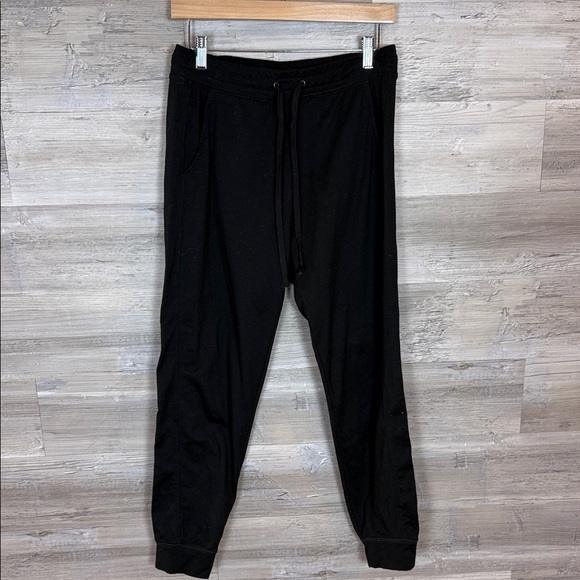 American Eagle Outfitters Pants - American Eagle Women’s Black Jogger Pants